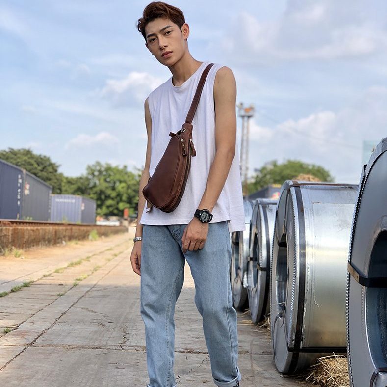 Leisure Horn Chest Bag