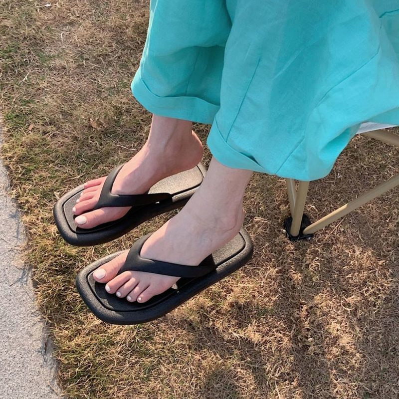 Women's Soft Bottom Flip-flops - Image 6