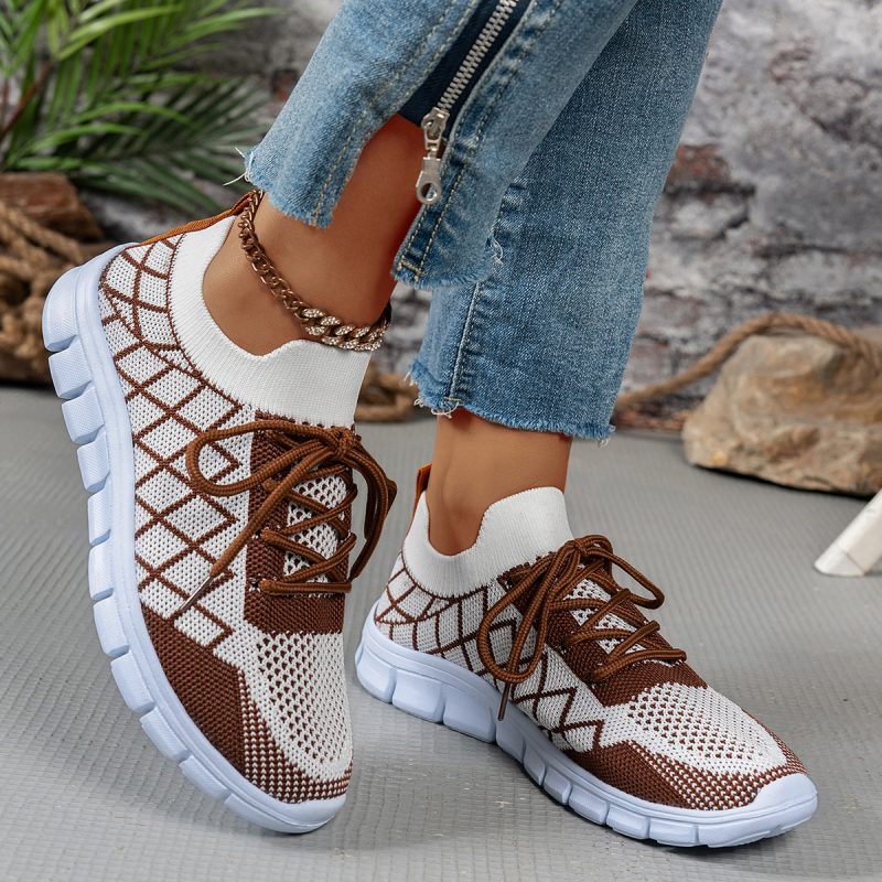 Comfortable Flyknit Lace Color Block Shoes - Image 3