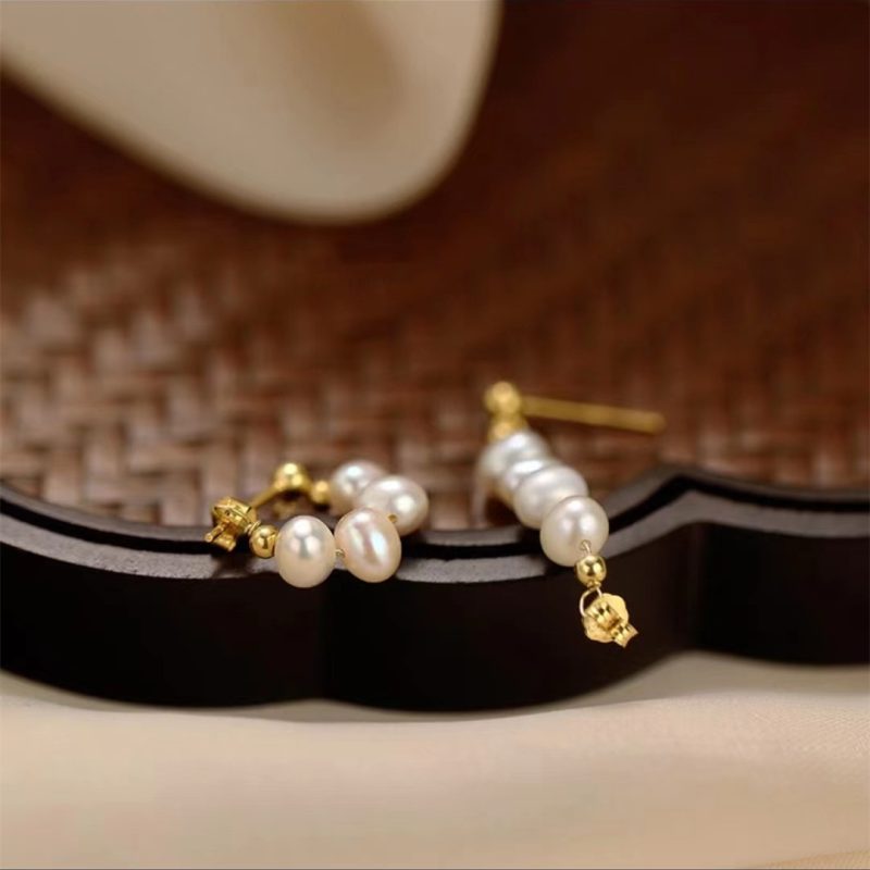 Freshwater Pearl Stud Earrings - Image 2