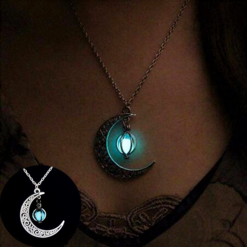 Natural Glowing Moon Stone Necklace