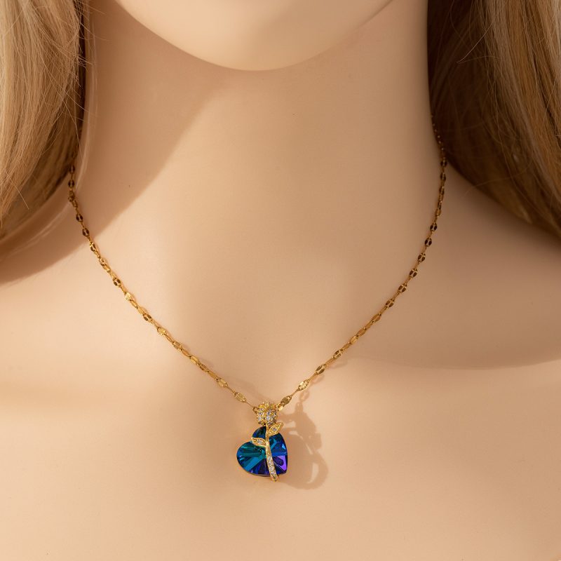 Women's Sapphire Heart Pendant Necklace