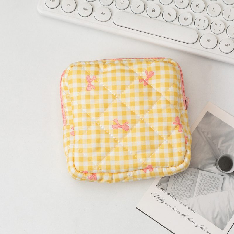 Love Toiletry Traveling Cosmetic Bag - Image 3