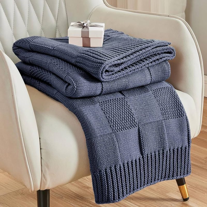 Geometric Pattern Blanket - Image 8