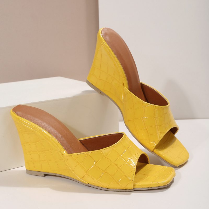 Plaid Textured Wedge Slippers - Image 2