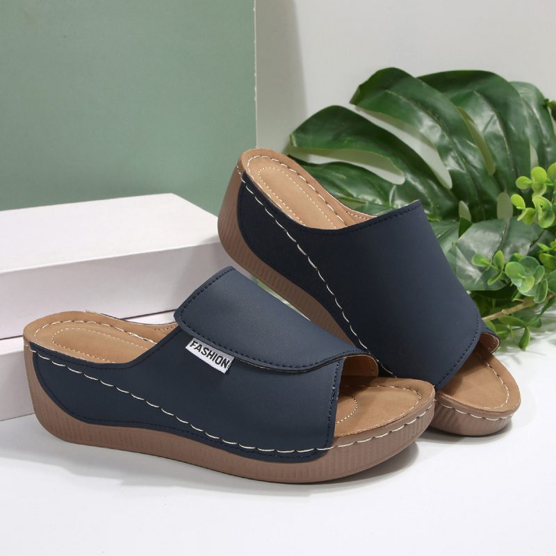 Stylish Peep Toe Wedge Slippers - Image 4