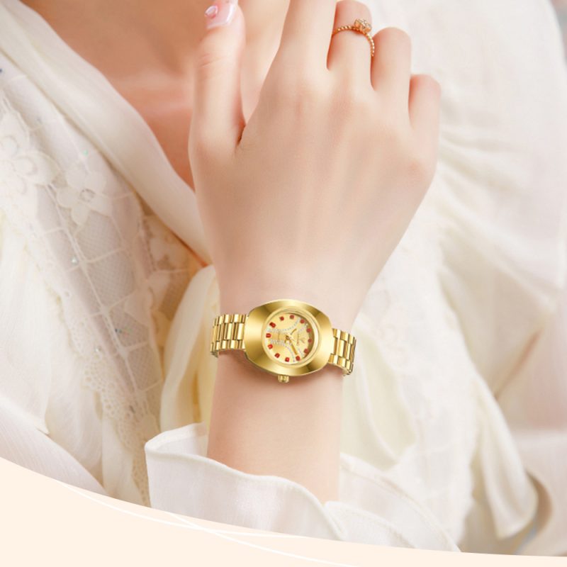 Fashion Waterproof Quartz Watch Gold - Image 5