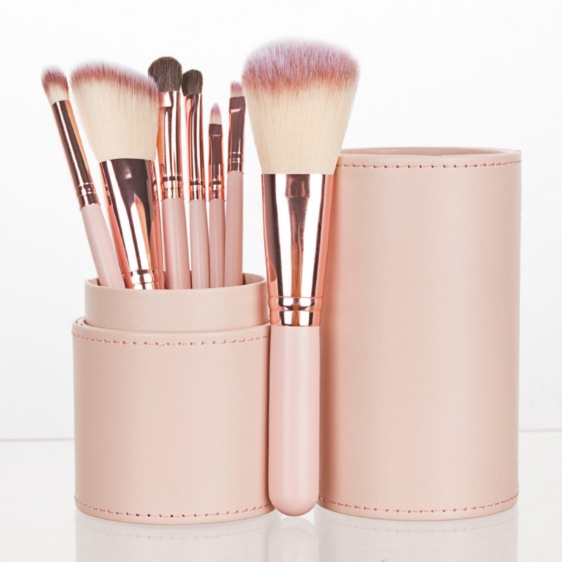 Portable Mini 7 Makeup Brush - Image 9