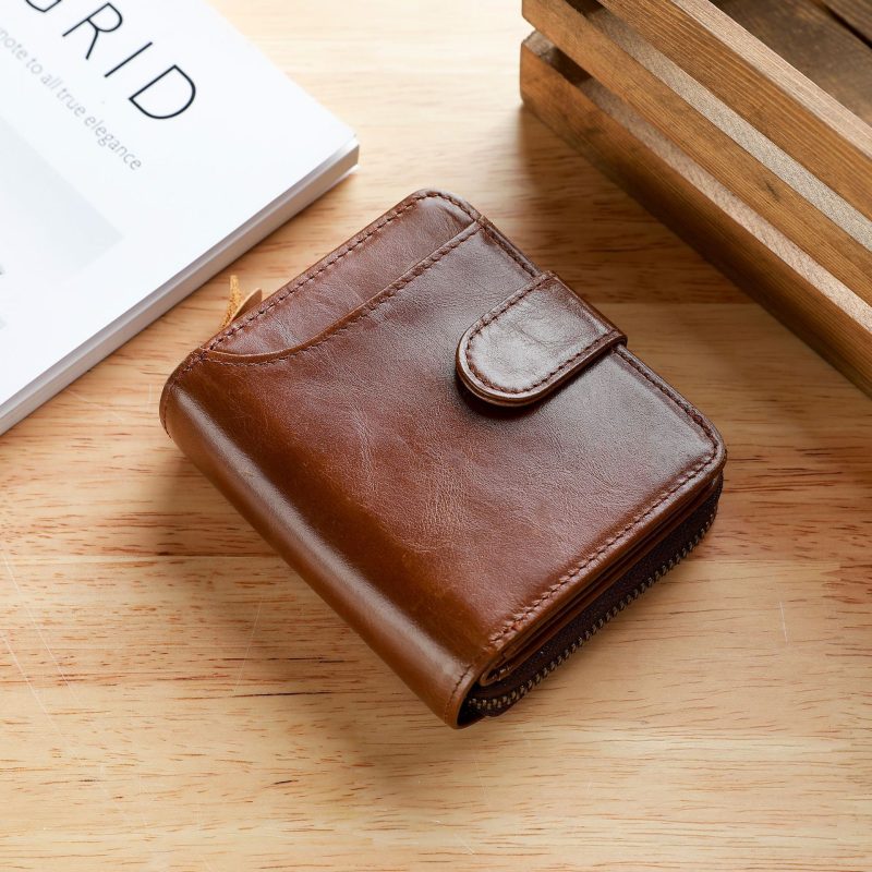 Men's Leather Buttoned Wallet - Image 10