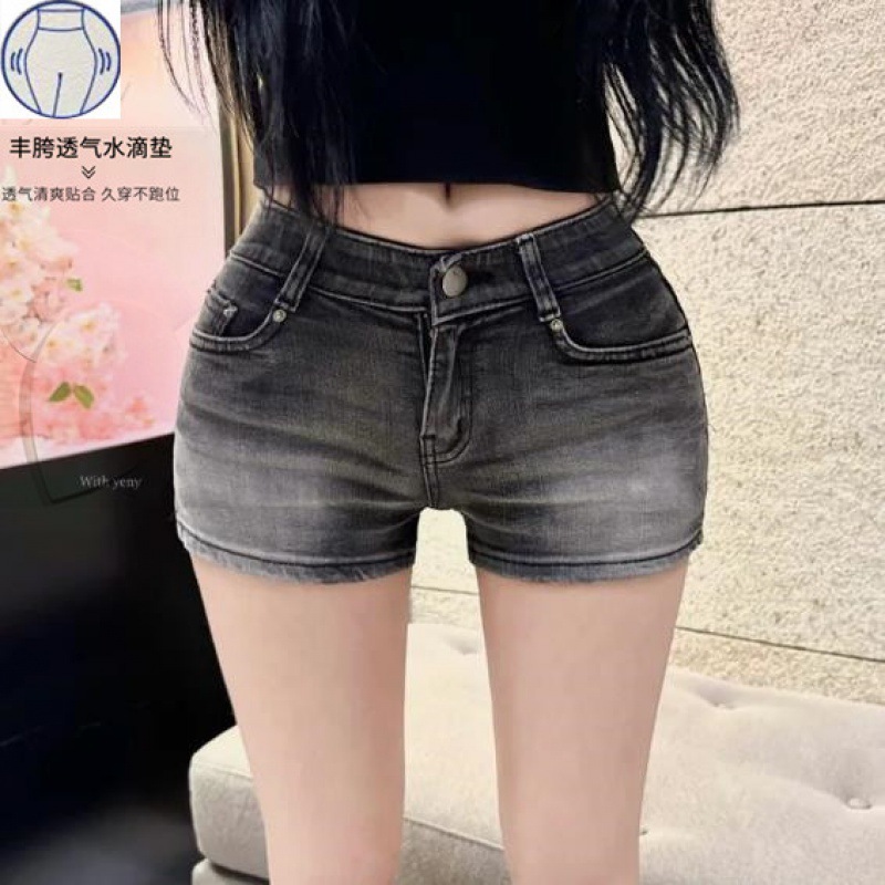 cc9d3615-ccc1-44e4-bd66-cb1b7397404c.jpg