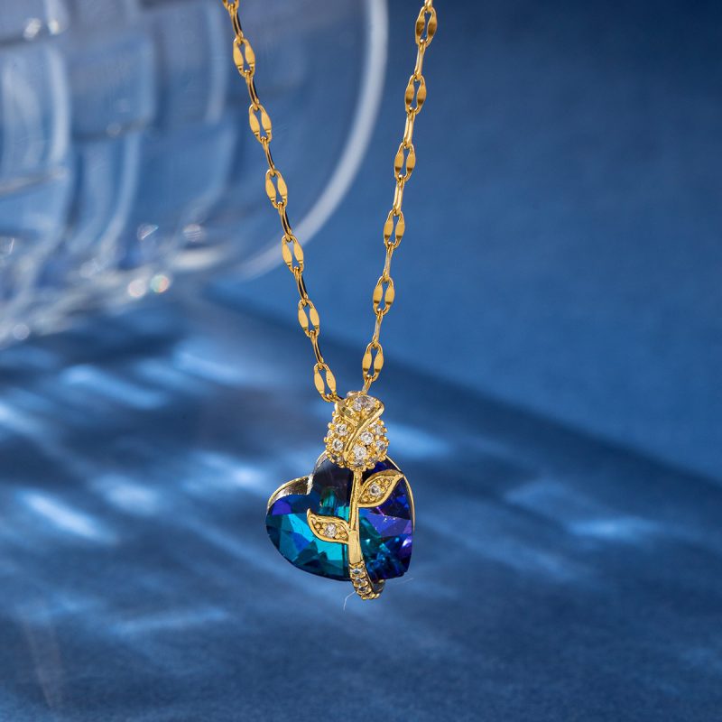 Women's Sapphire Heart Pendant Necklace - Image 4