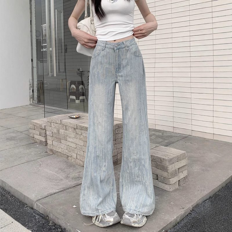 Loose Slimming Bootcut Jeans - Image 2