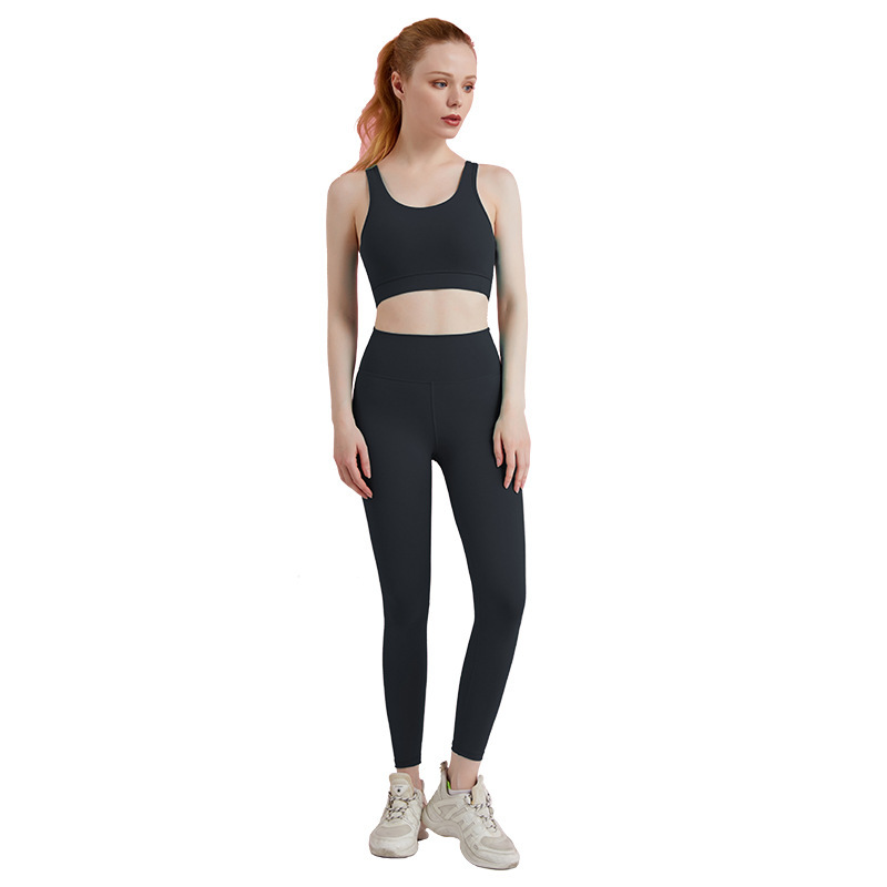 Breathable Yoga Wear Nude Nylon Fitness Suit