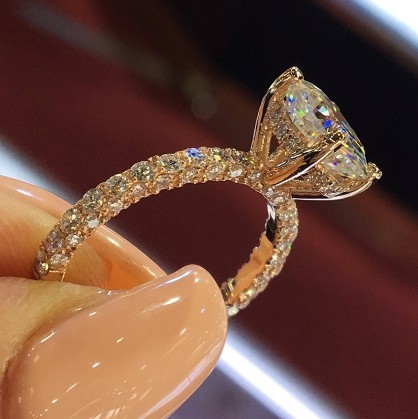 Elegant Crystal Rhinestones Ring