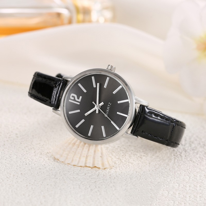 Simple Temperament Women's Watch