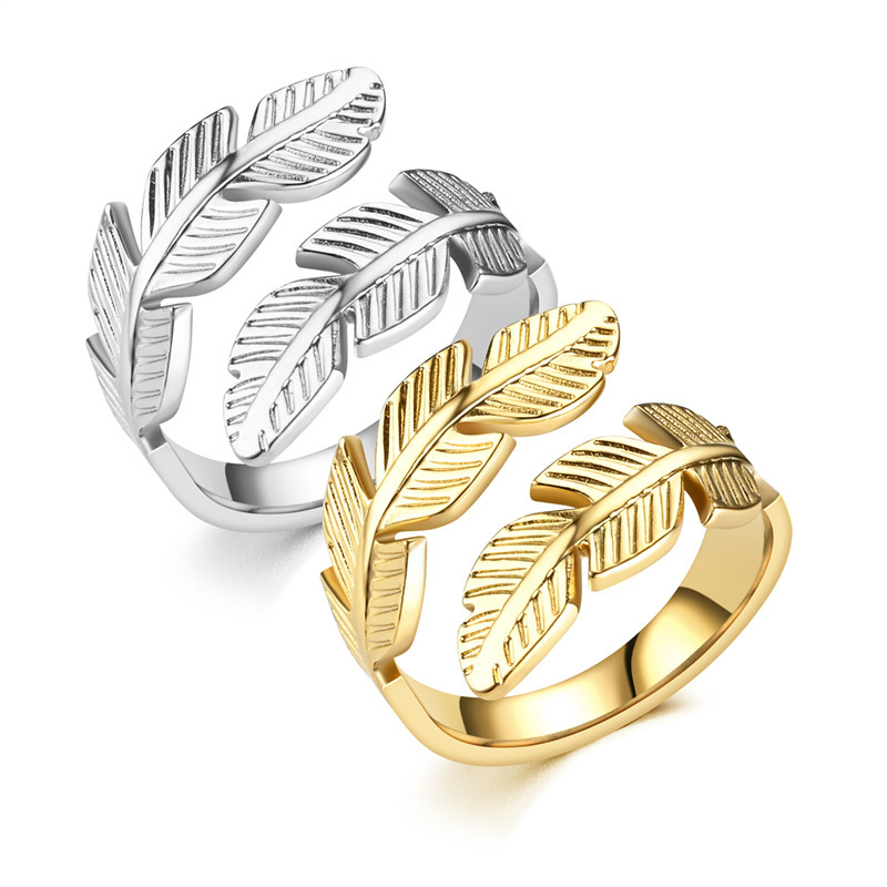 Creative Feather Ring