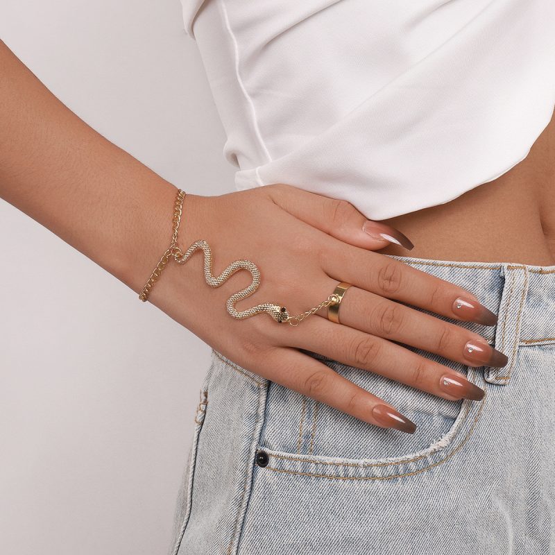 Finger Chain Snake Bracelet - Image 9