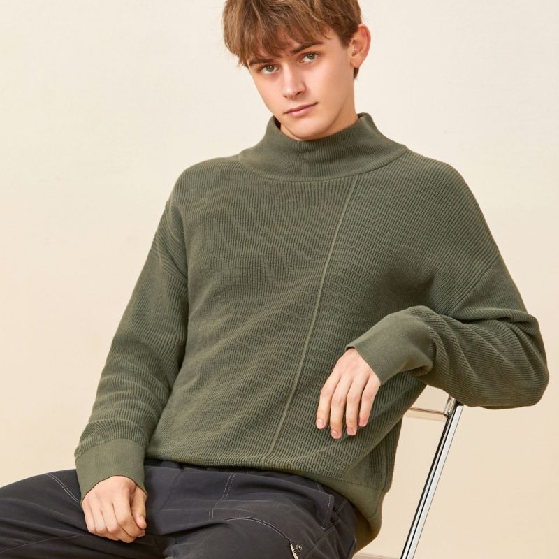 Loose Turtleneck Long Sleeve Knitted Sweater