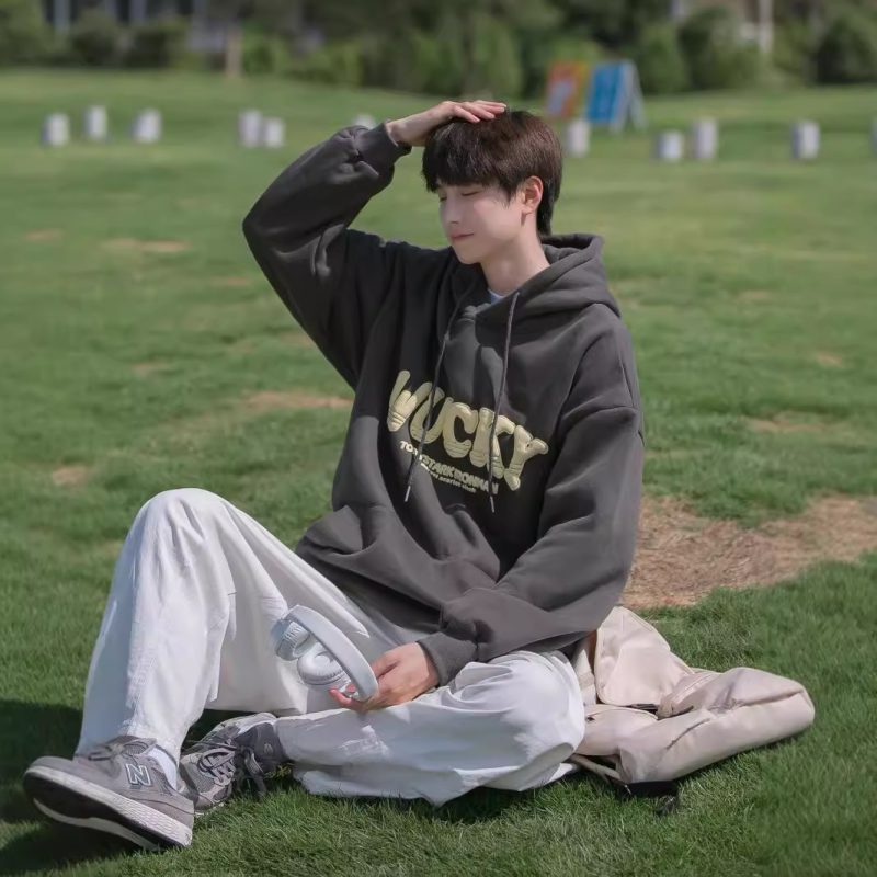 Men's Thin Loose Hoodie - Image 5
