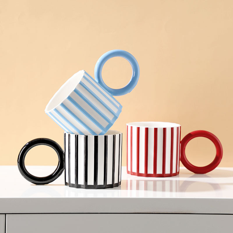 High Color Value Ins Stripe Big Ear Ceramic Mug
