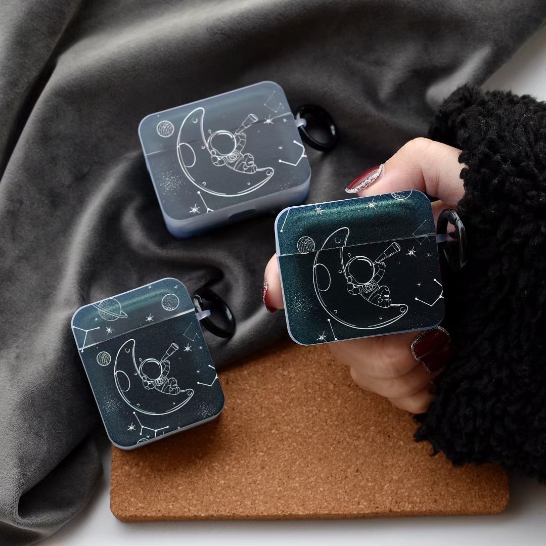 Astranaut Bluetooth Headphone Case With Lanyard