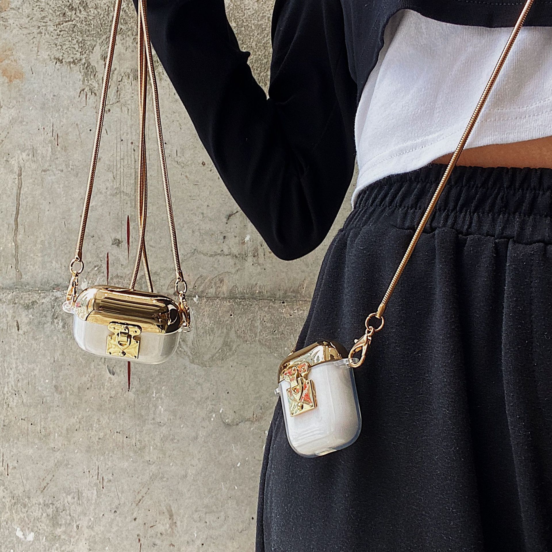 Personalized Wireless Bluetooth Earphone Case - Image 5