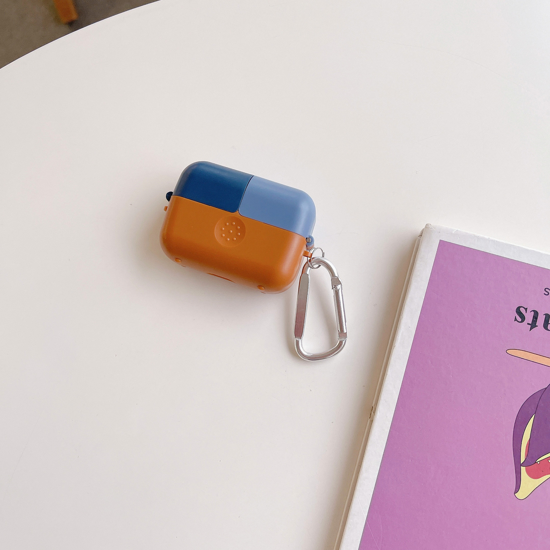 Anti-fall Bluetooth Magic Earphone Case - Image 9