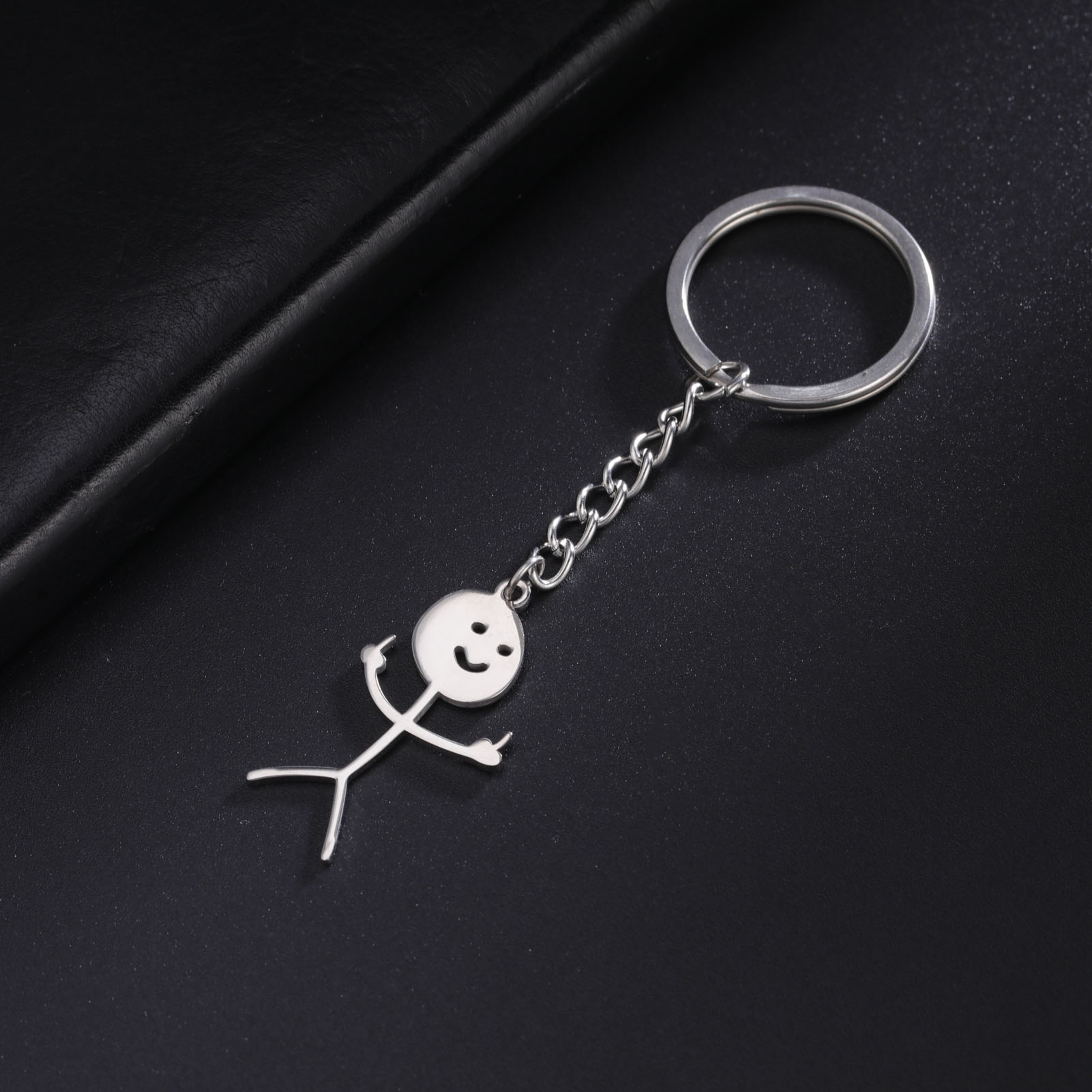 Cute Hollowed-out Smiling Face Key Chain - Image 3
