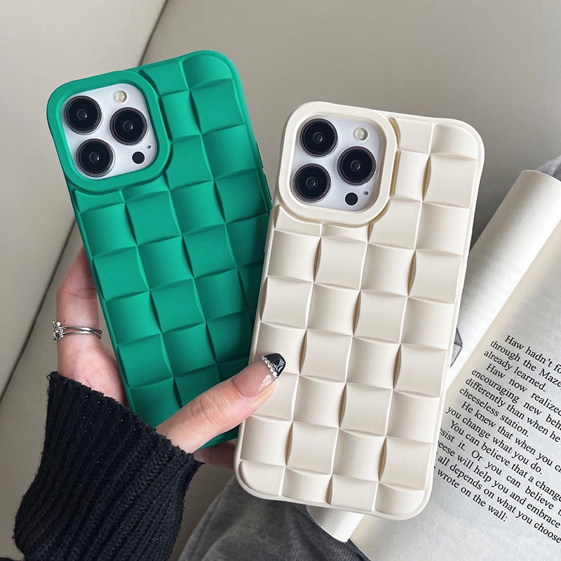 Women's Woven Check Cell Phone Case