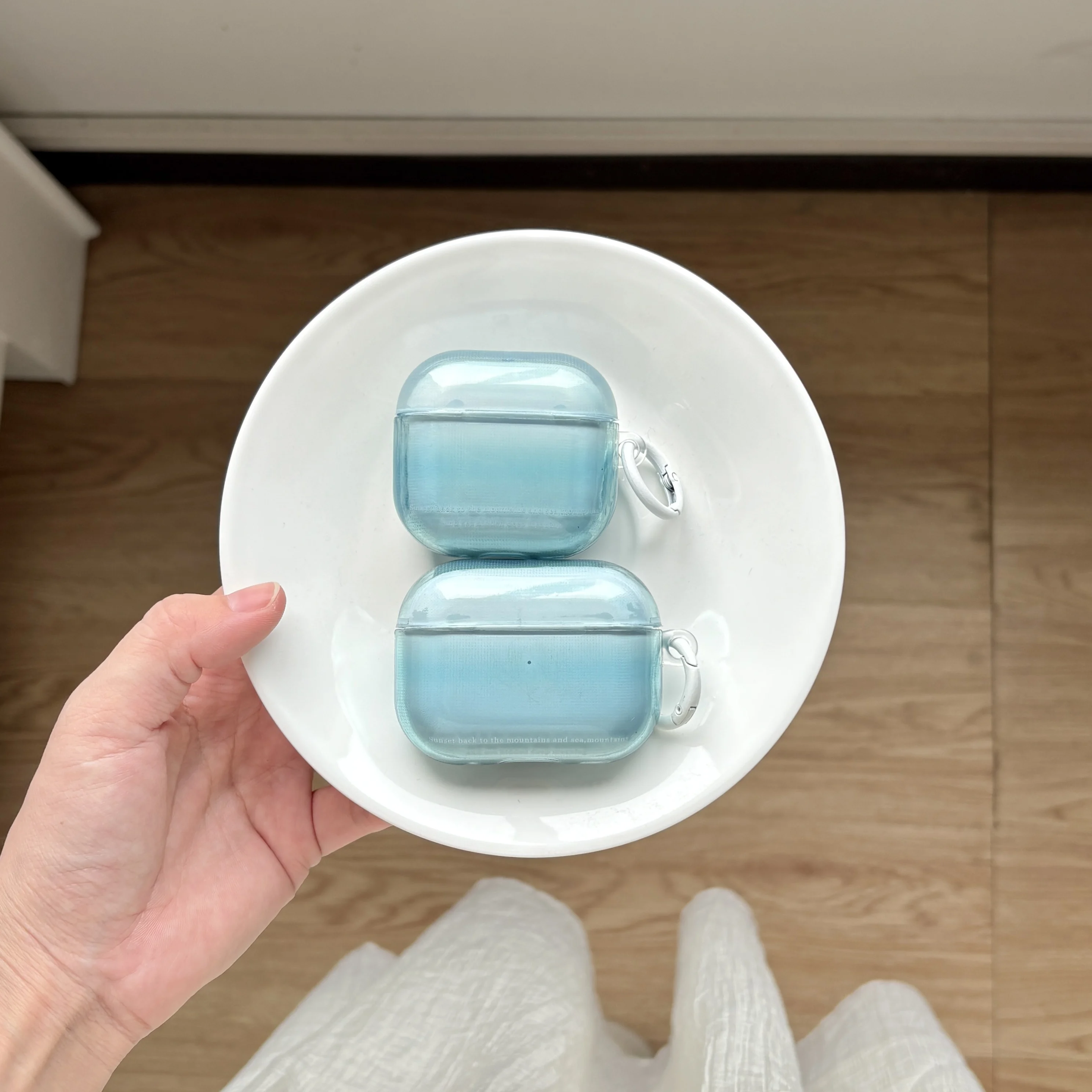 Transparent Blue Protective Earphone Case with White Rings