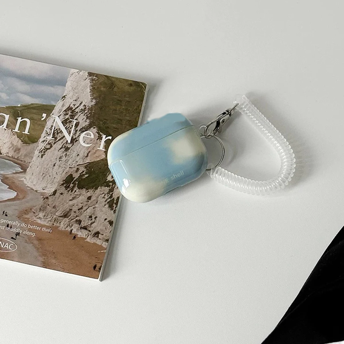 Fresh Blue Sky White Cloud Earphone Set