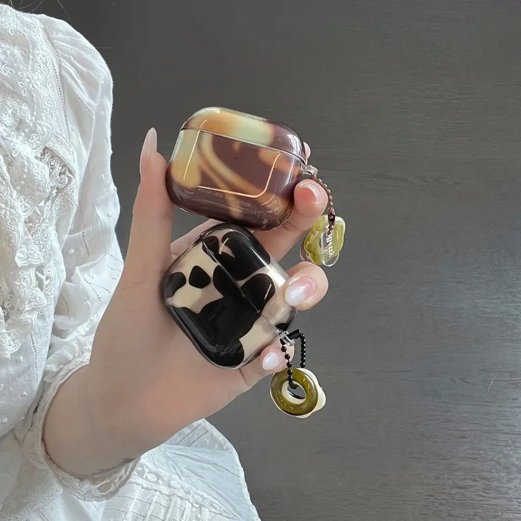 Advanced Color Collision B&W Pendant Earphone Case