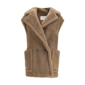 Brown Alpaca Vicugna Pacos Coat
