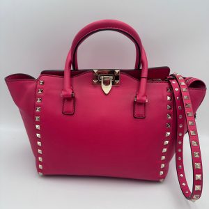 VALENTINO GARAVANI Rockstud Medium Pink Handbag