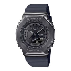 Black Resin Sport Watch